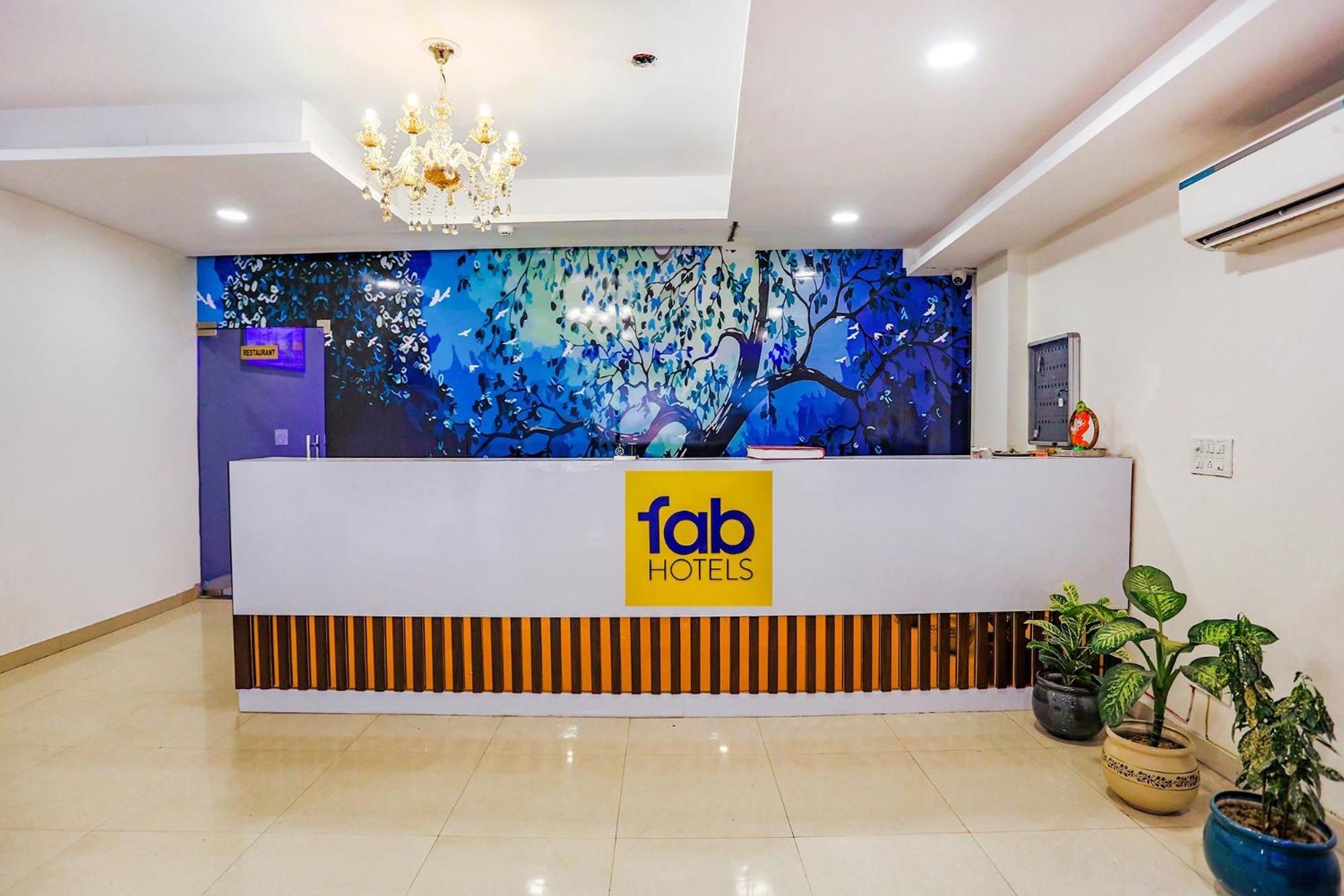 Fabhotel The Kiara Near Igi Delhi Airport ニューデリー エクステリア 写真